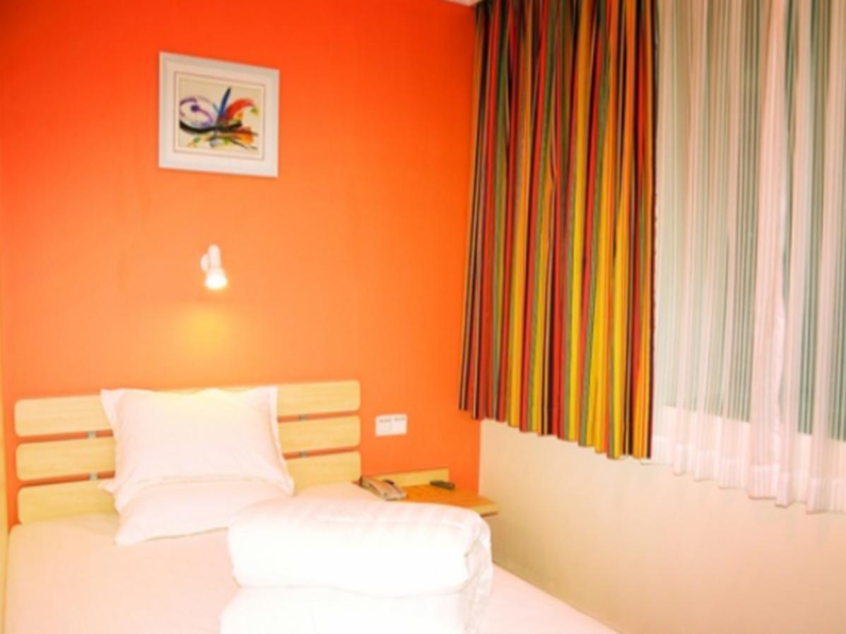 7 Days Inn Guangzhou Jiangnanxi Metro Branch Esterno foto