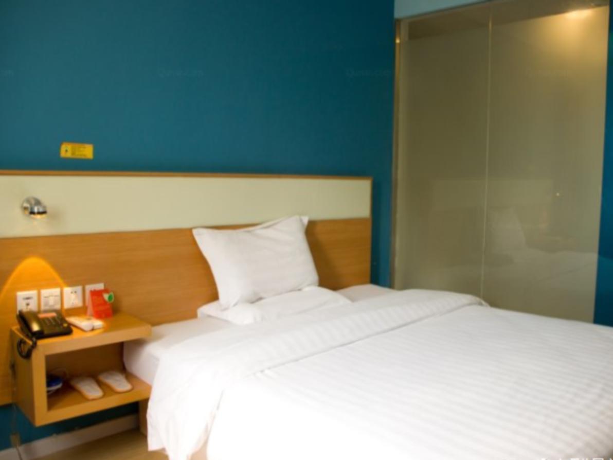 7 Days Inn Guangzhou Jiangnanxi Metro Branch Esterno foto